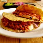 Quesadilla de cochinita pibil