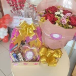 Cesta com Buquê Love rosa