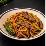 YAKISOBA FRANGO