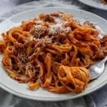 Fettuccine al ragu' de carne