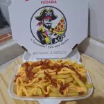 Fritas com cheddar e bacon