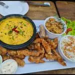 MOQUECA DE CAMARÃO COM TILÁPIA