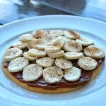 Pizza de banana e doce de leite