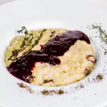 RISOTO DE FILÉ COM GORGONZOLA