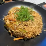 WOK DE ARROZ CON CAMARONES