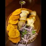 01 KG. De Chicharrón