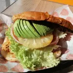 Torta hawaiana