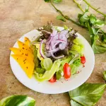 Mix de Folhas c/ Frutas da estação