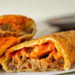 Cigarrete De Carne com cheddar