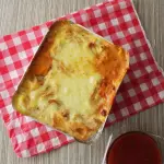 Pollo y tocineta