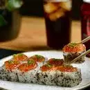 URAMAKI FILADÉLFIA PICANTE