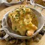 Batata Recheada com Camarão