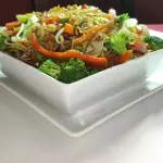 Chow Fan Vegetariano