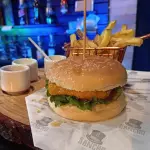 HAMBURGUESA KIKIRIKI