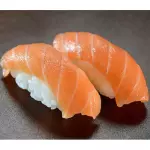 Niguiris de salmón