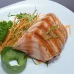 Porção - Sashimi Salmão no Maçarico