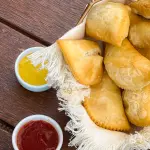 Pastelzinho de carne