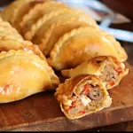 Empanada criolla