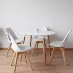 Mesa de 80cm nórdica+4 sillas Tulip