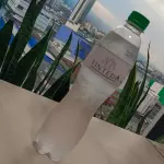 AGUA CON GAS