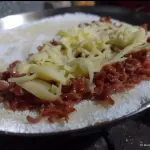 Tapioca com Calabresa