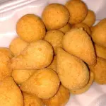 30 mini coxinhas