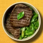 Pasta al Pesto con Lomo Fino