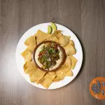 Queso fundido con vegetales