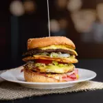 HAMBURGUESA TRIPLE