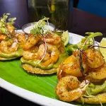 Tostones con CAMARONES