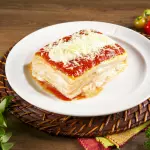 Lasanha ao Molho Misto