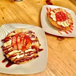 HOT CAKES