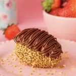 Coxinha de morango 🍓 com amendoim