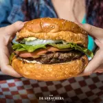 Hamburguesa con Arrachera