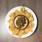 Queso fundido con vegetales