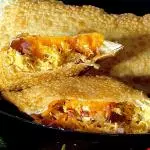 Pastel Frango com Cheddar