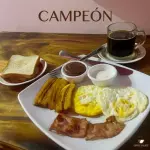 CAMPEÓN.