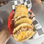 Mini Arepas de pulled pork