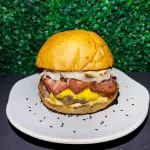 Hamburguesa baccon cheese