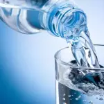 AGUA MINERAL