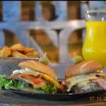 CHIVITO PARA 2 C/ GUARNICIÓN
