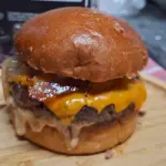 DJ CHEDDAR E BACON