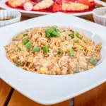Porción de arroz chaufa