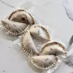 MINI PASTÉIS FRANGO  (6 unidades)