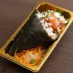 TEMAKI DE SALMÃO 170 GRAMAS.