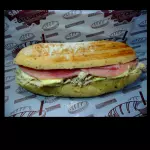 SANDWICH DE POLLO PAVO