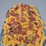 Batata Frita com Cheddar e Bacon