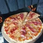 Pizza con pancetta