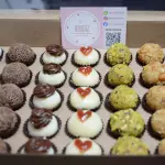 25 brigadeiros personalizados