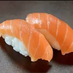niguiri de salmao